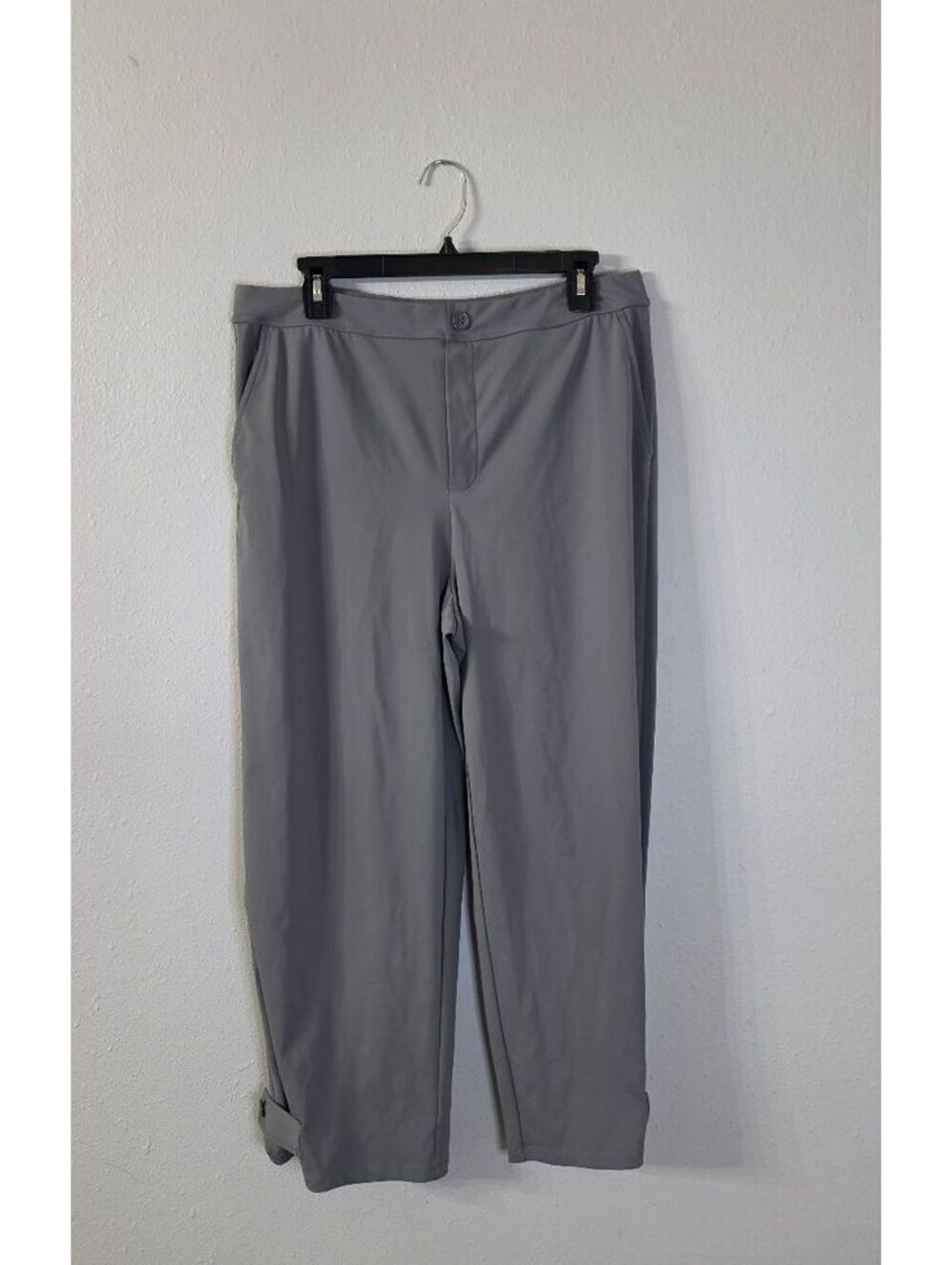 Halara Gray Stretch Straight Leg Ankle Pants Size L Regular NWT